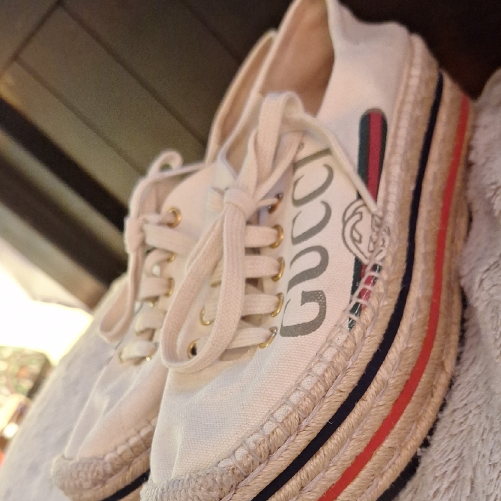 Gucci White Espadrilles with Red and Blue Accents